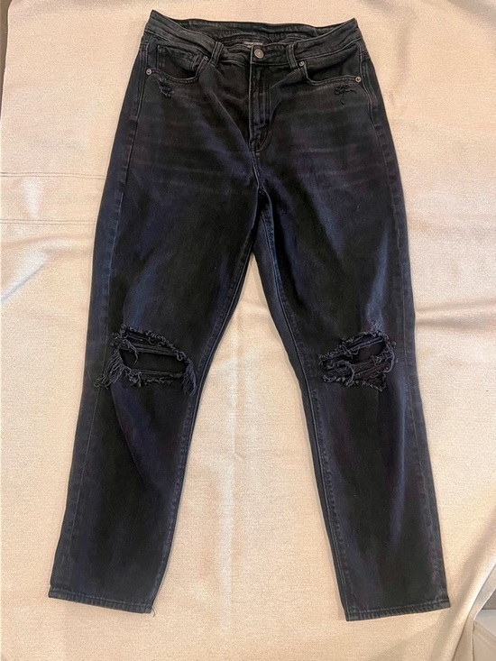 American Eagle Outfitters Denim - American Eagle Black Mom Jeans Size 10 Distressed Ripped Comfort Stretch